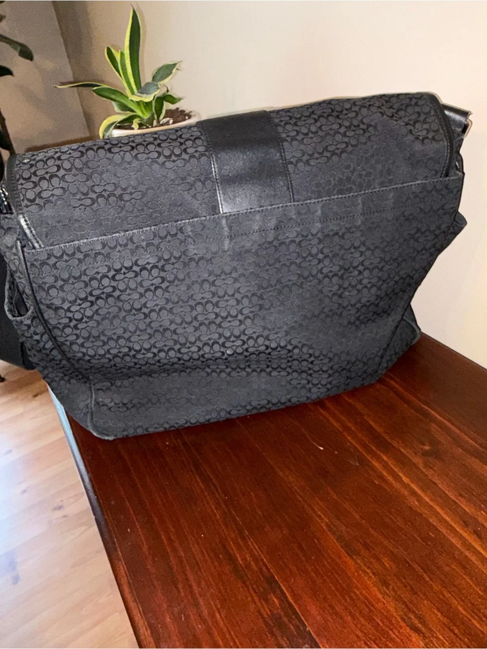 Coach Signature Hudson Commuter Laptop Work School Messenger Bag